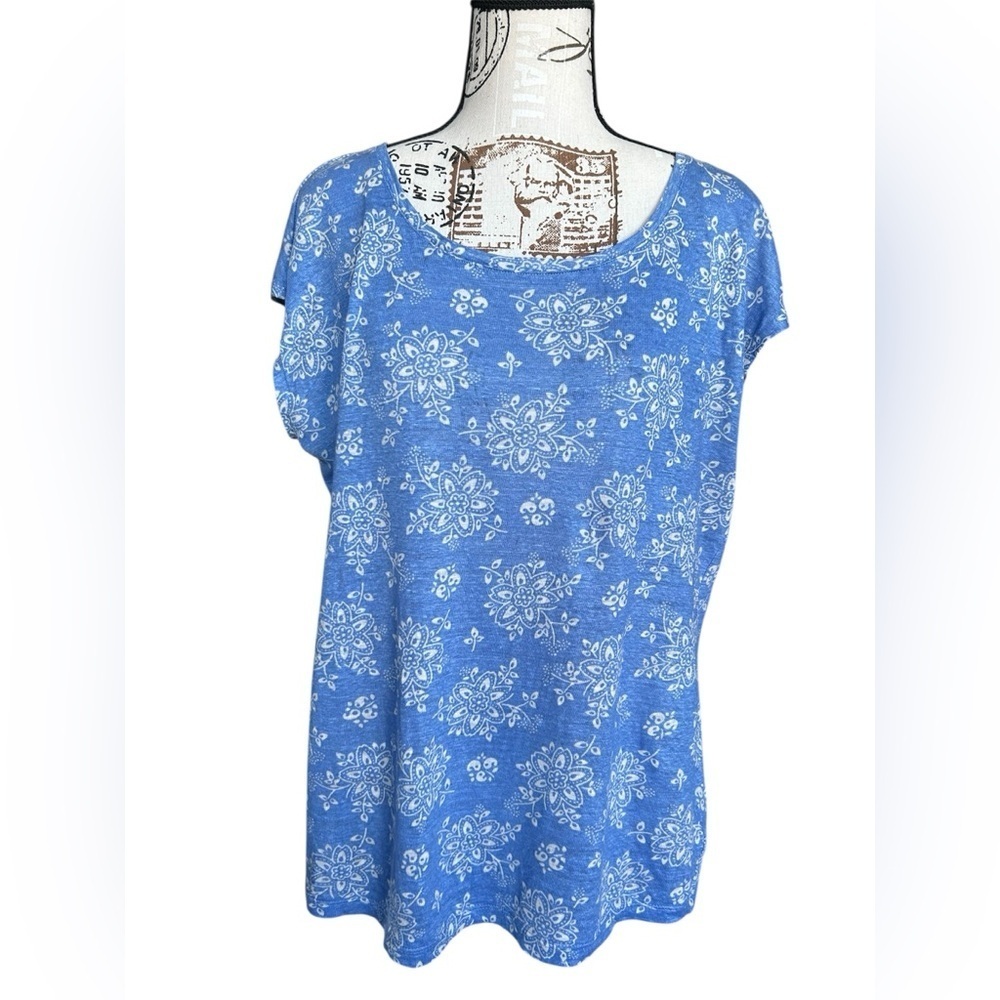 Laura Ashley 100% linen blue and white floral top size L